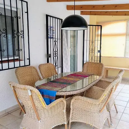 Villa Hermosa En *